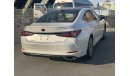 Lexus ES350 MY2019 Panoramic Sunroof,Blind Spot , GCC