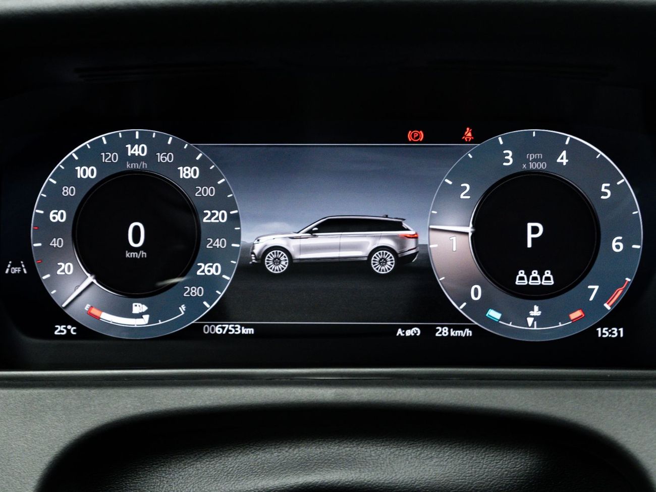 لاند روفر رينج روفر فيلار P250 2.0L (246 HP)