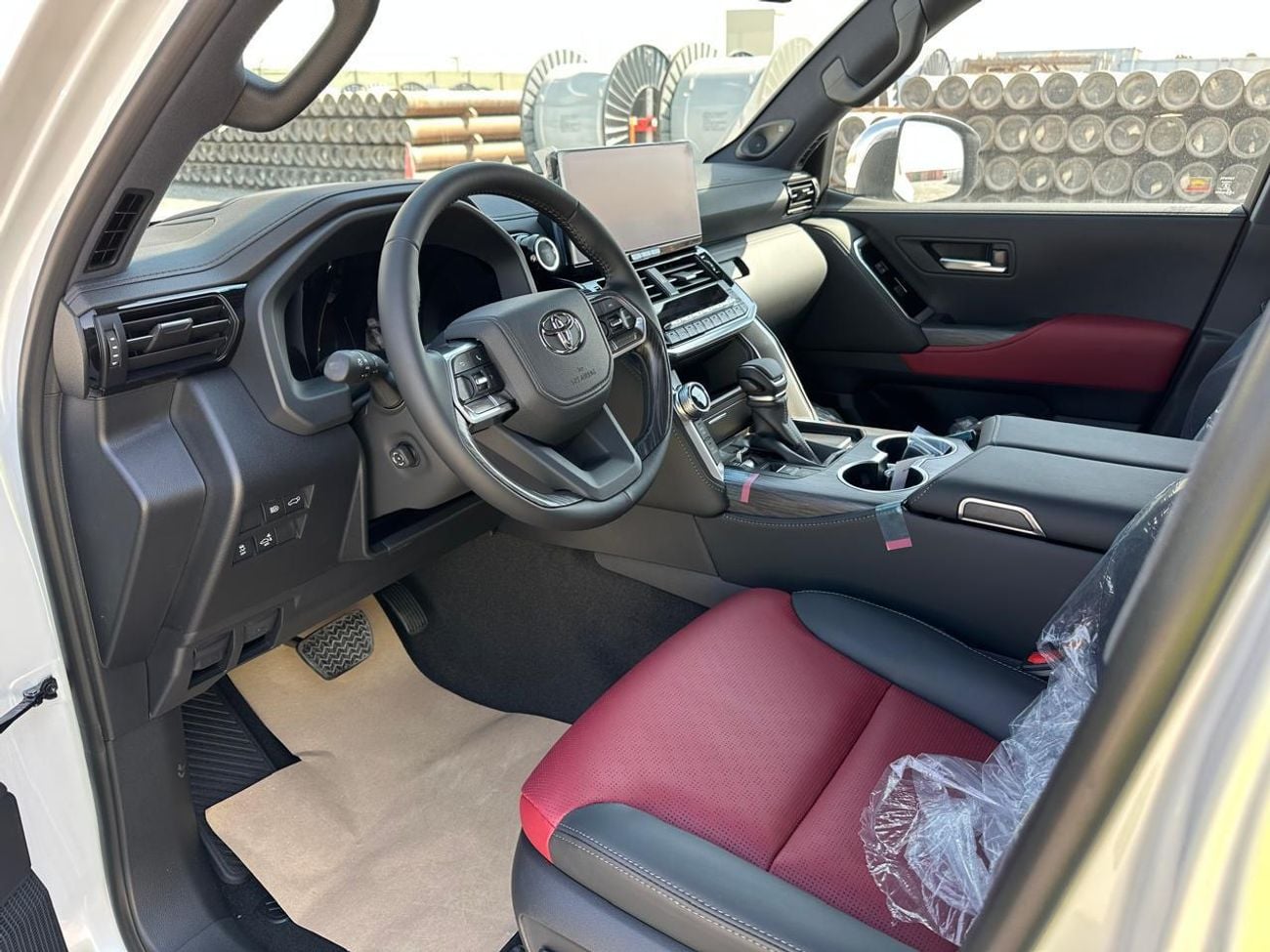 Toyota Land Cruiser 2026 Toyota Land Cruiser LC300 VXR (Full-Option with Radar) 3.5L V6 Twin Turbo Hybrid A/T 4WD Export