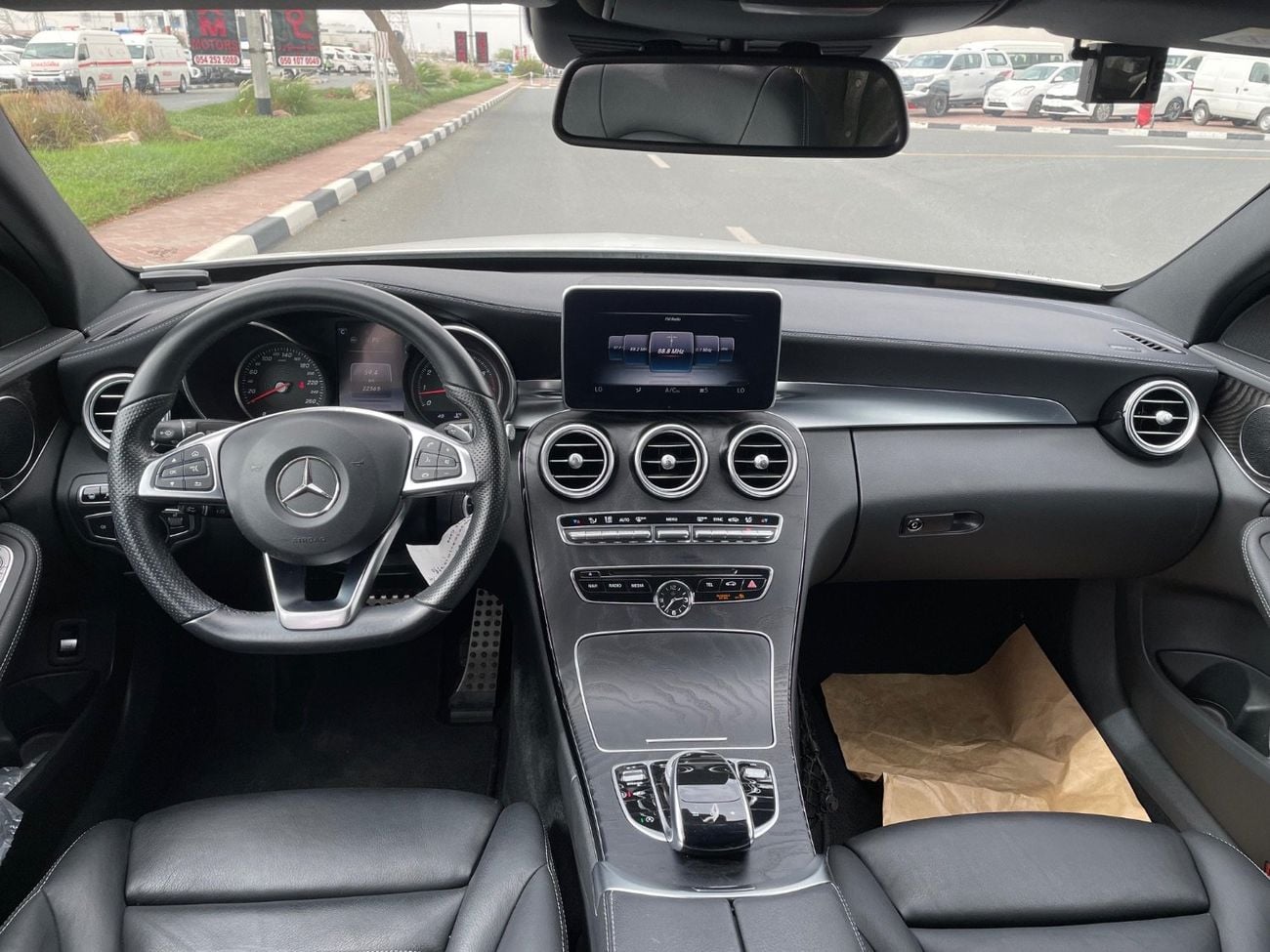 Mercedes Benz C200 AMG