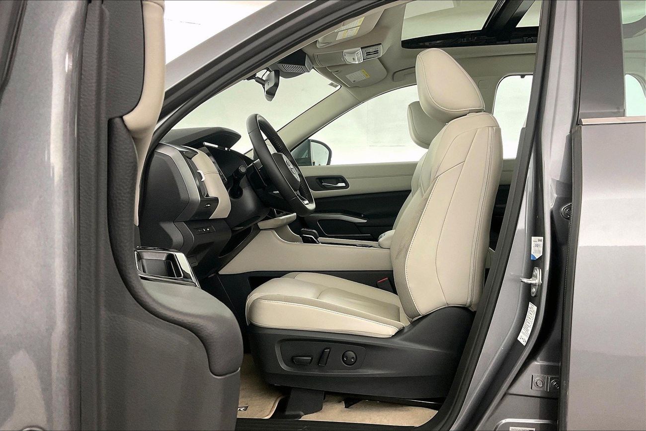 Nissan Pathfinder SV | Guaranteed Warranty | 0 Down Payment