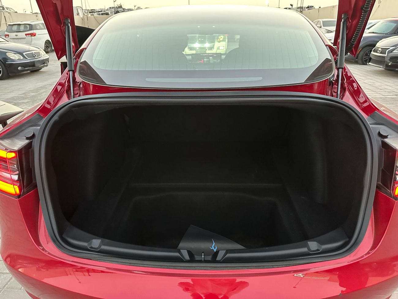 تسلا موديل 3