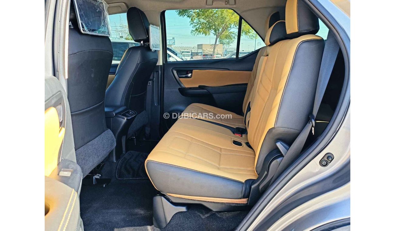 Toyota Fortuner EXR / V4 / 4WD / ORIGINAL KMS (LOT # 84604)