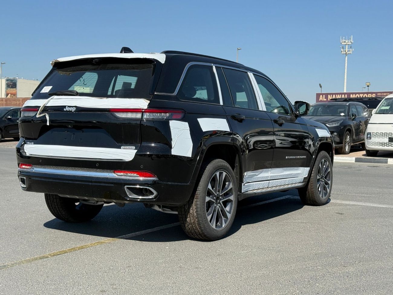 Jeep Grand Cherokee EXPORT PRICE - Grand Cherokee Overland 3.6L