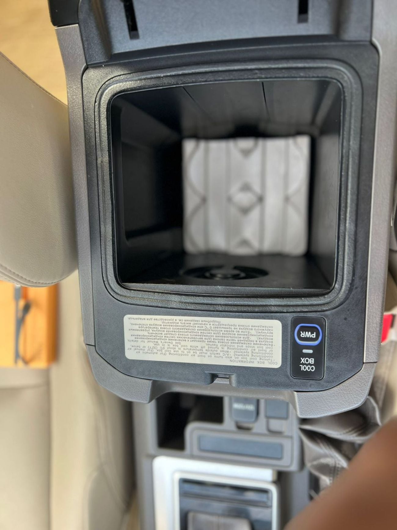 تويوتا برادو 2022 Toyota Prado TXL Full Option 4.0L V6 - AWD 4x4 GCC- Electric Seat - Rear CAM & Sensors - Cool B