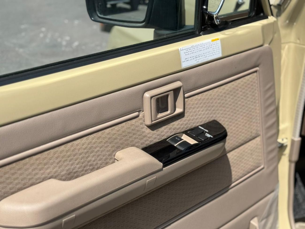 تويوتا لاند كروزر بيك آب Std 4.0L Single Cab Utility 4WD