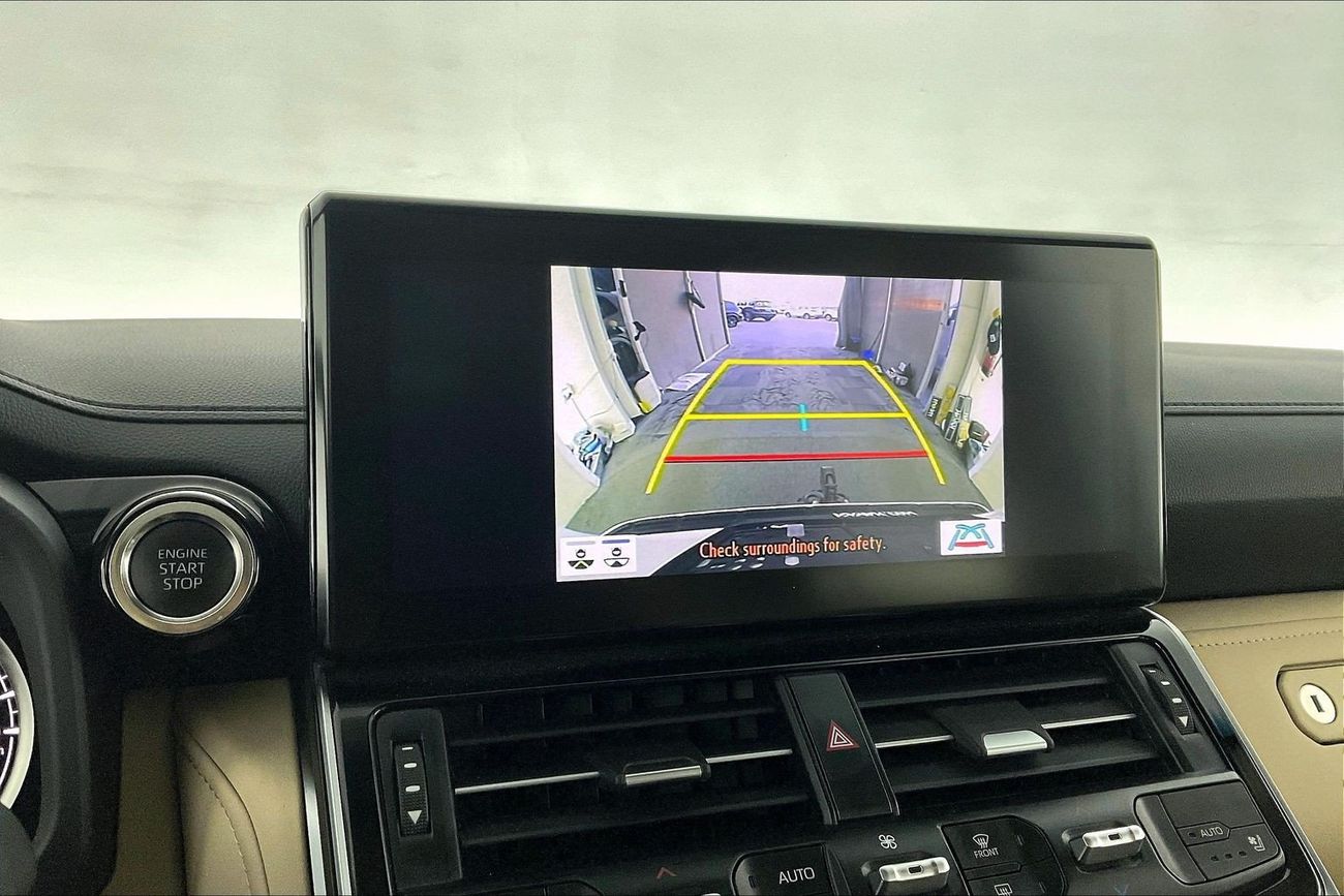 تويوتا لاند كروزر GXR | شامل الضمان | 0 ﺪﻔﻋﺓ ﺃﻮﻟﻯ