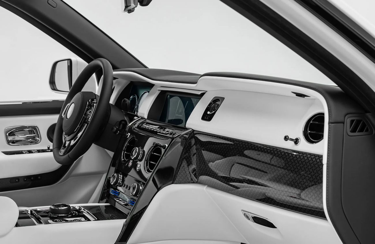 Rolls-Royce Cullinan 6.75L V12 Twin-Turbocharged Engine