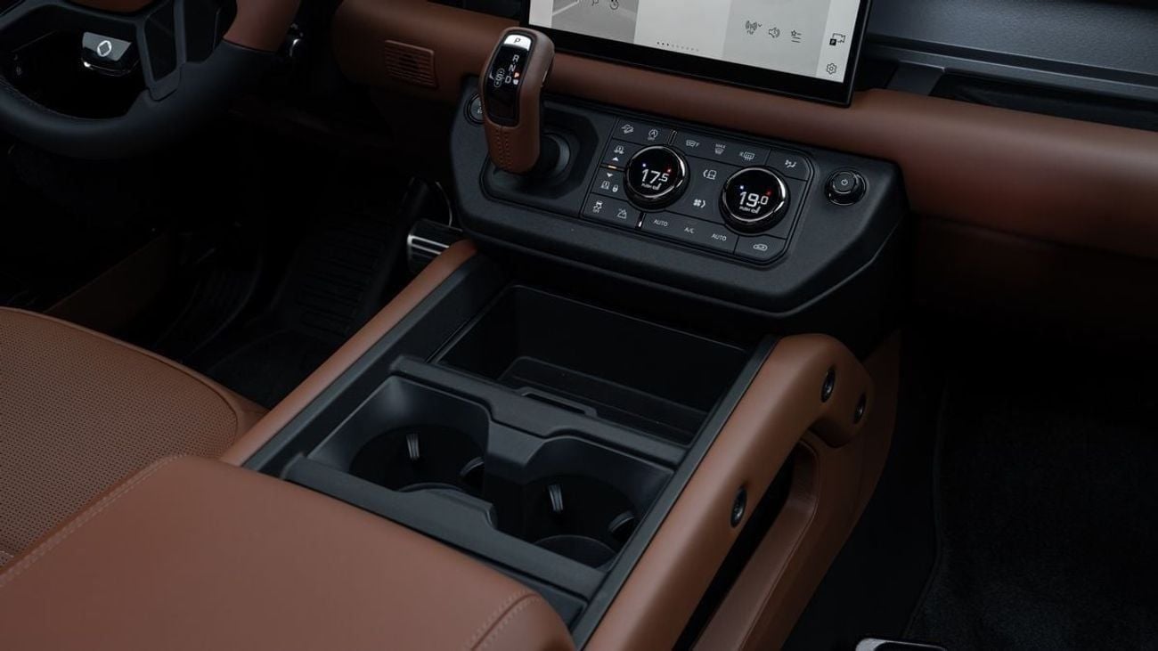 Land Rover Defender OCTA - 2025 - Euro Specs