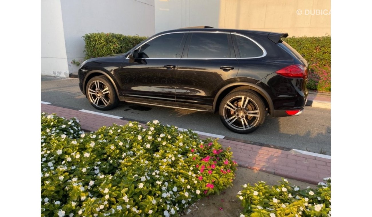 Porsche Cayenne Std 1 yer Golf Waranty