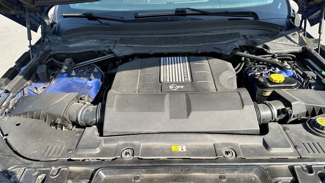 Land Rover Range Rover Sport SVR 5.0L (550 HP)