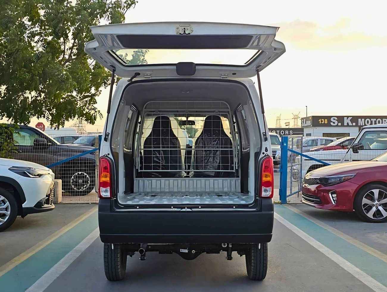 Suzuki EECO CARGO VAN | 1.2L PETROL| MANUAL GEAR BOX | PARKING SENSOR | CODE#ECCR12M