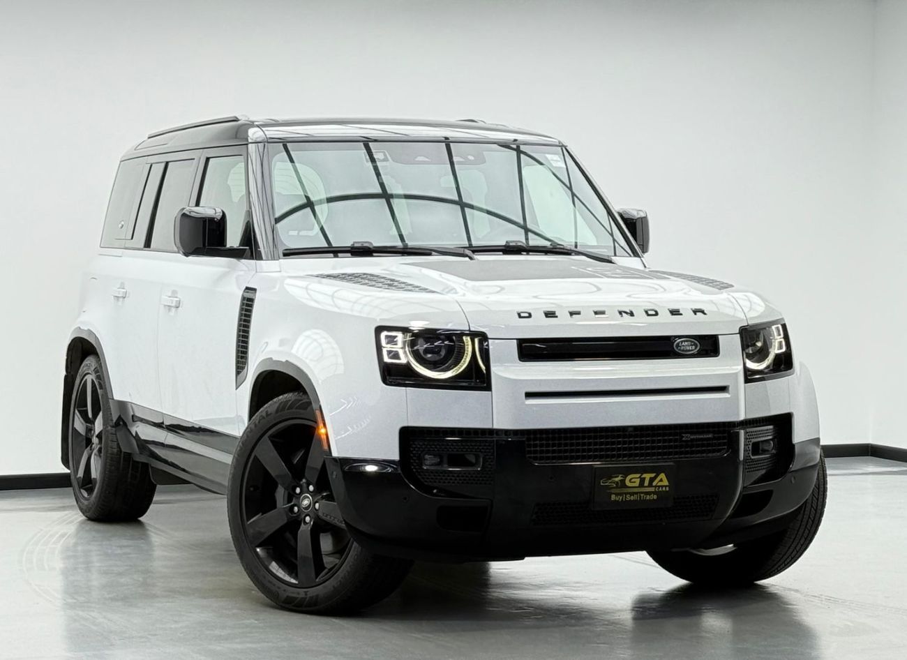 لاند روفر ديفندر P400 110 X-Dynamic SE 3.0L (5 Seater) 2023 Land Rover Defender P400 X-Dynamic SE, Warranty, Full Ser