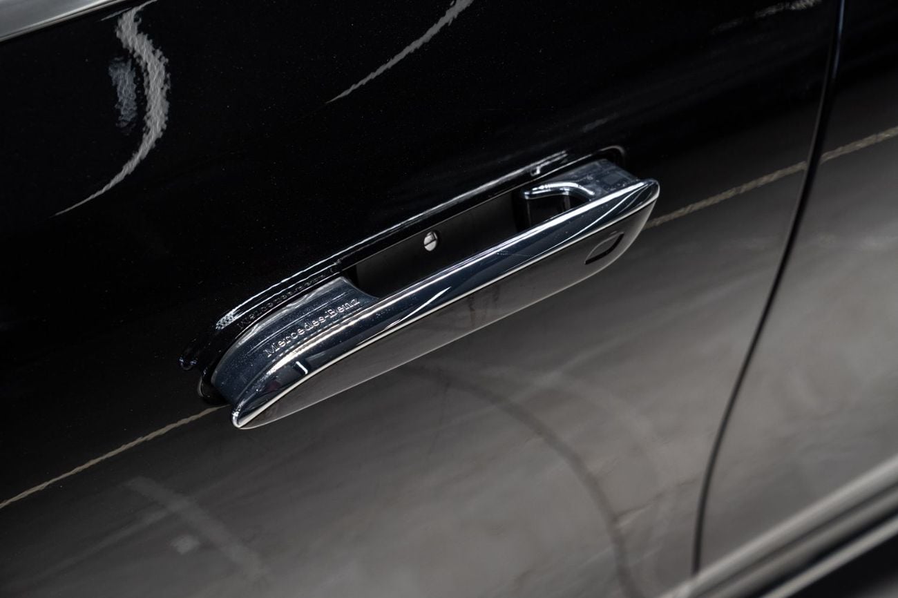 Mercedes Benz E300