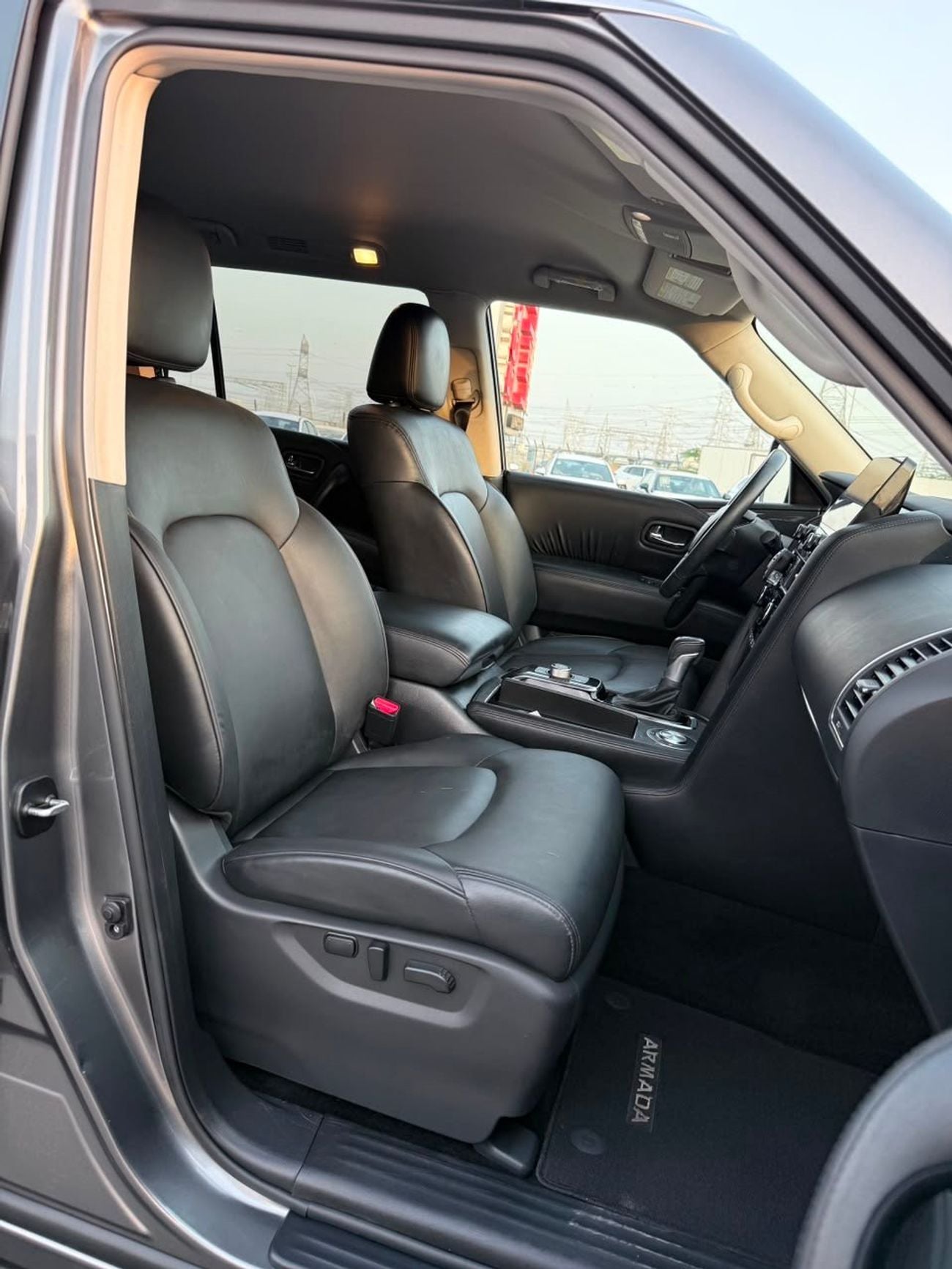 Nissan Armada 2023 SV 5.6L