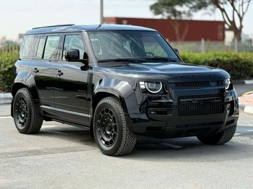 Land Rover Defender GCC SPEC UNDER WARRANTY AND SERVICE