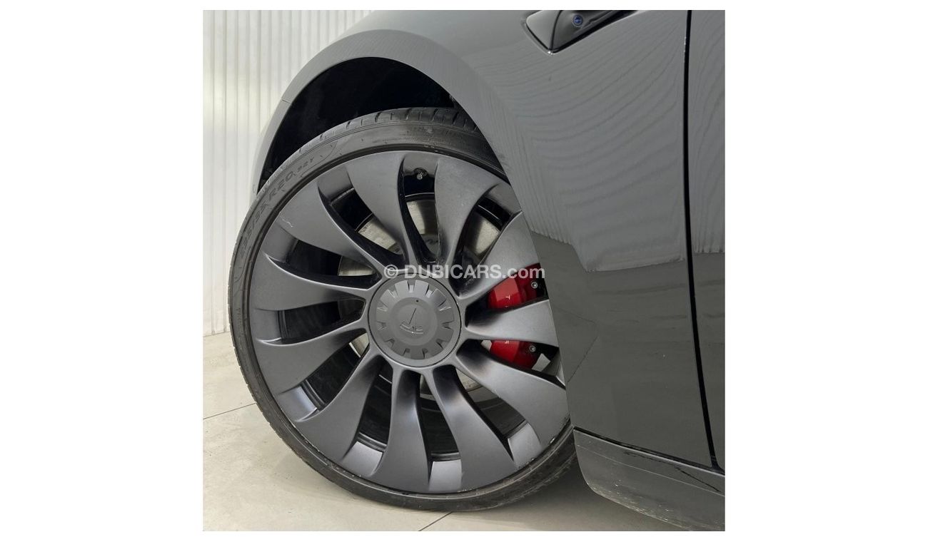 تسلا موديل 3 2023 Tesla Model 3 Dual Motor Performance, October 2026 Tesla Warranty, Low Kms, GCC