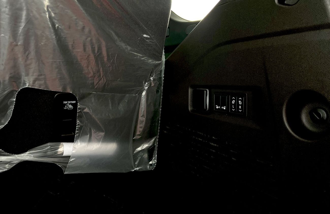 جي أم سي يوكون Elevation V8 5.3L EXPORT ONLY