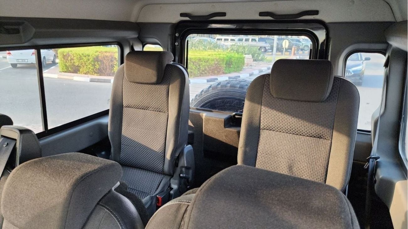 Land Rover Defender 110 | 7 Seater | GCC | Al Tayer Full Service History