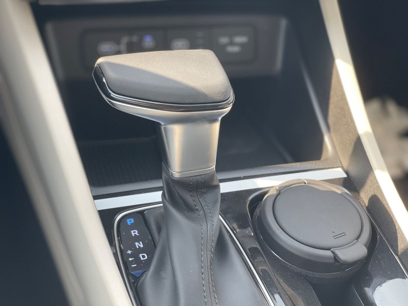 Hyundai Tucson Comfort 2.0L Double tone 2.0L