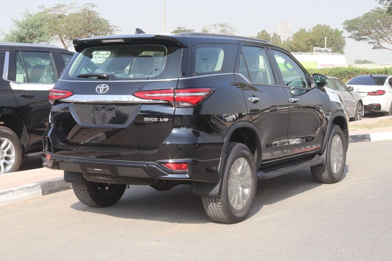 Toyota Fortuner SR5 V6 . 4.0L . Petrol . 4WD . 6-Speed Automatic . 7 Seats . 4 Doors 2026 Model . For Export