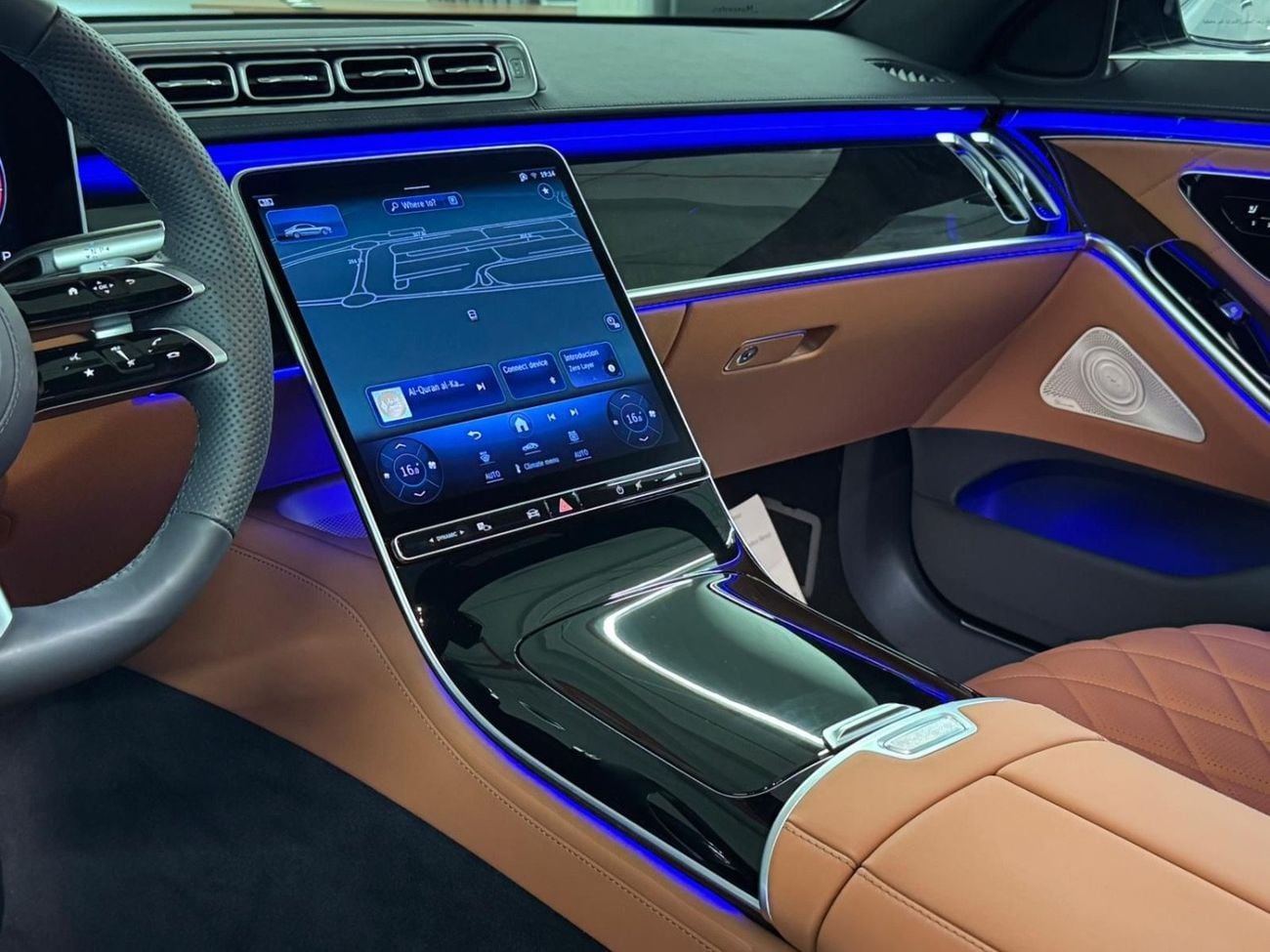 Mercedes Benz S500 4MATIC L 4MATIC - Brand New - GCC Specs - Warranty Available