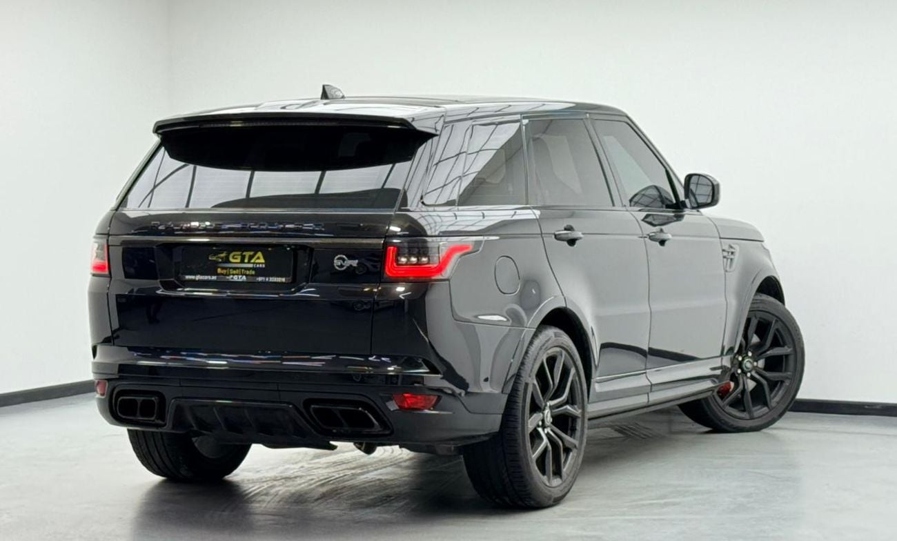 لاند روفر رينج روفر سبورت 2022 Range Rover Sport SVR, 2027 RR Warranty + Service Pack, Full RR Service History, GCC