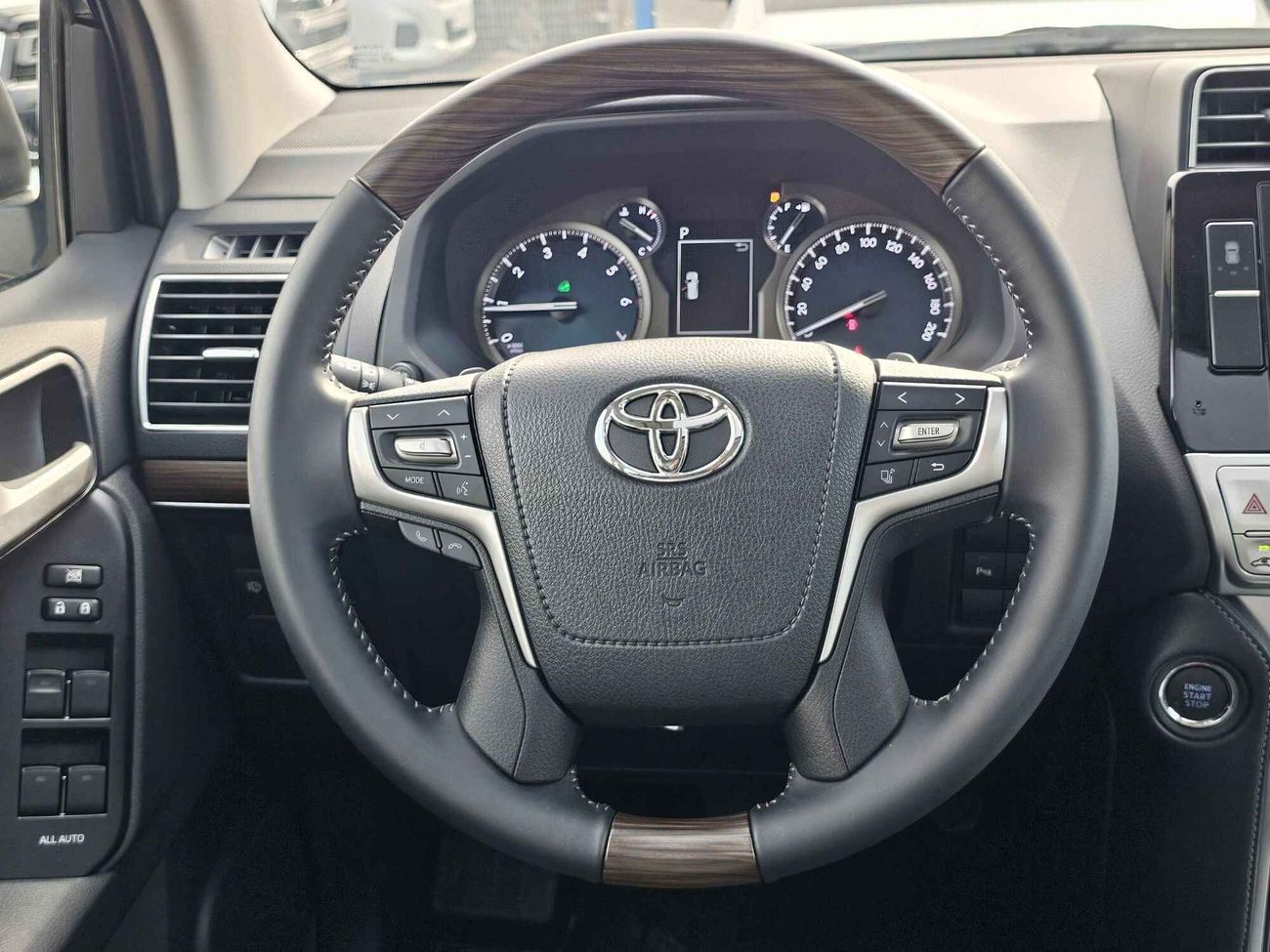 Toyota Prado VX-E, 4.0L V6 PETROL, DRIVER POWER SEATS / SUNROOF / AUTO A/C (CODE # PSR40VXED)