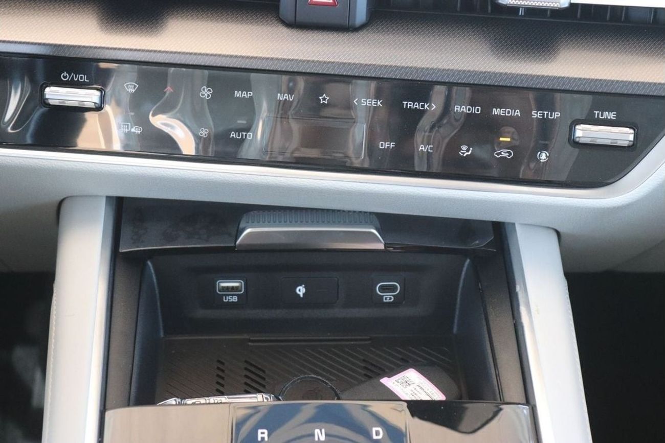 Kia Sportage 2.0L HYBRID, KEYLESS ENTRY, PUSH START,LEATHER SEAT, PANORAMIC ROOF, MODEL 2024 CHINA SPECS