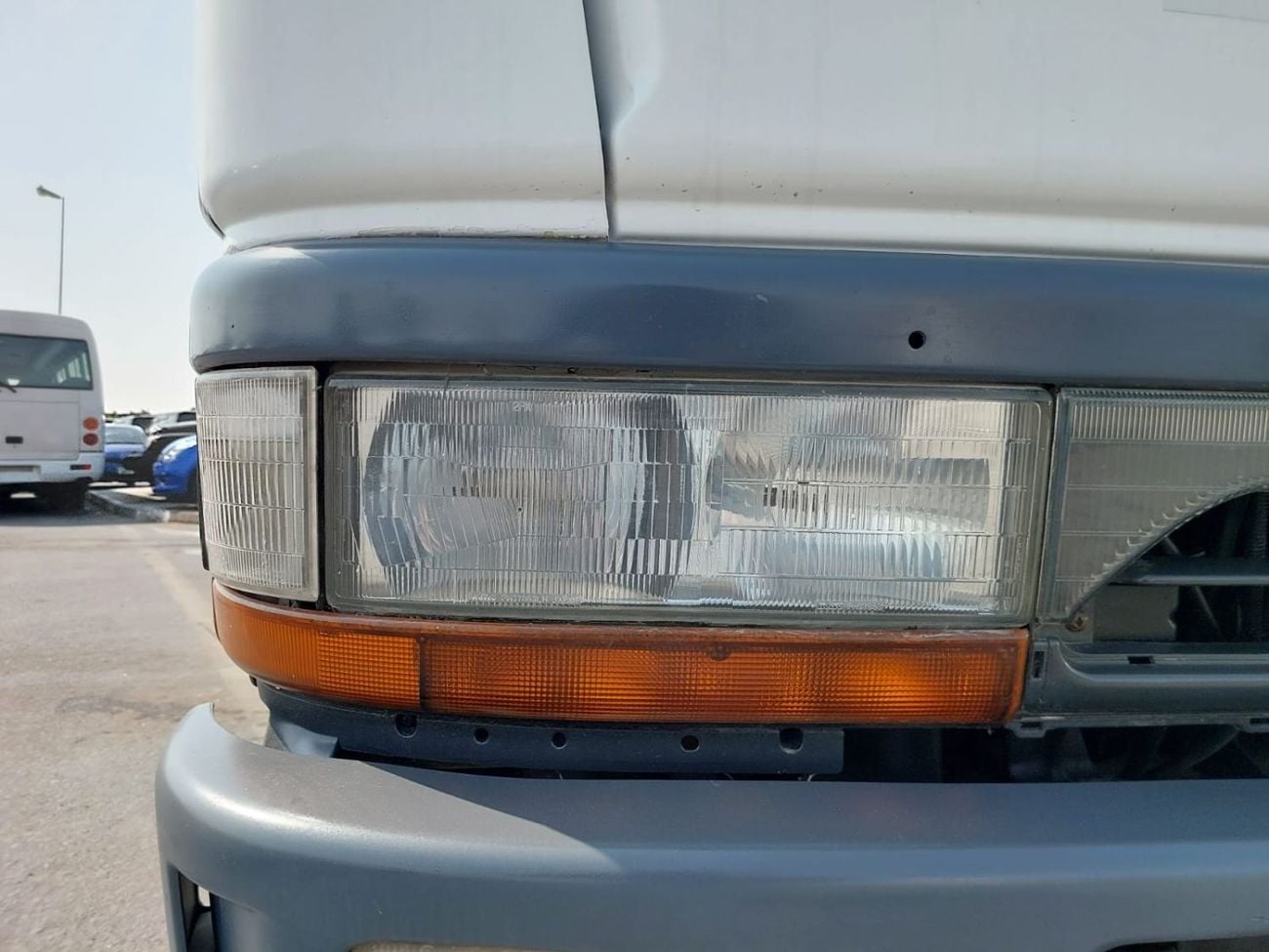 Mitsubishi Fuso Canter (RAMADAN OFFER) MITSUBISHI CANTER TRUCK RHD 1996 MODEL 4.6 L DIESEL MANUAL(PM20447)