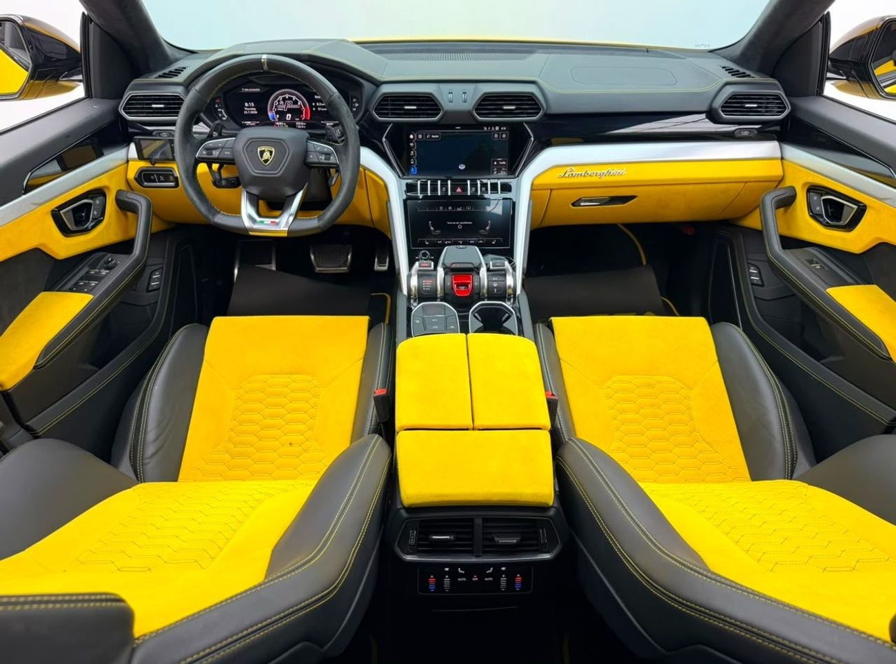 Lamborghini Urus STD 2020 Lamborghini Urus, Warranty, Full Lamborghini Service History, Very Low Km, Japanese