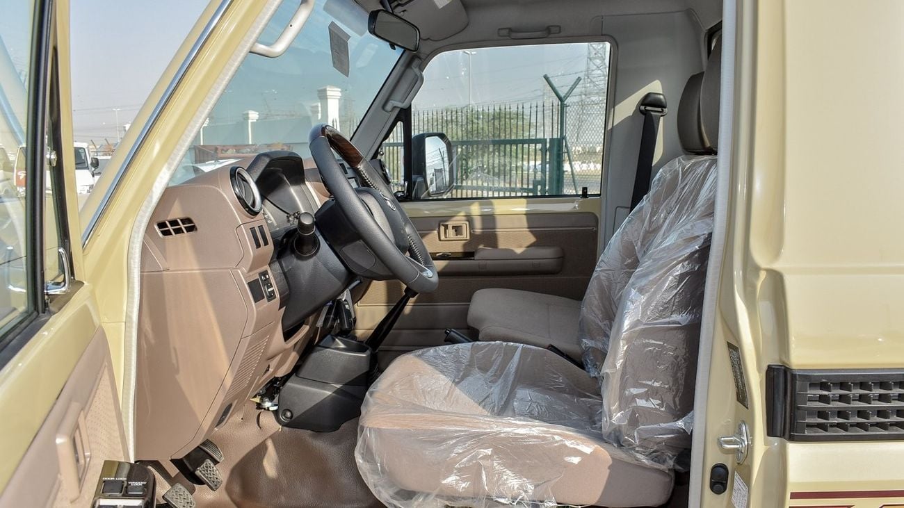Toyota Land Cruiser Pick Up 4.0L V6 Petrol Single Cabin