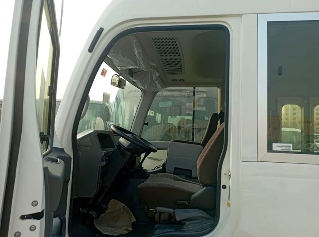 تويوتا كوستر 2.7L (23-Seater)