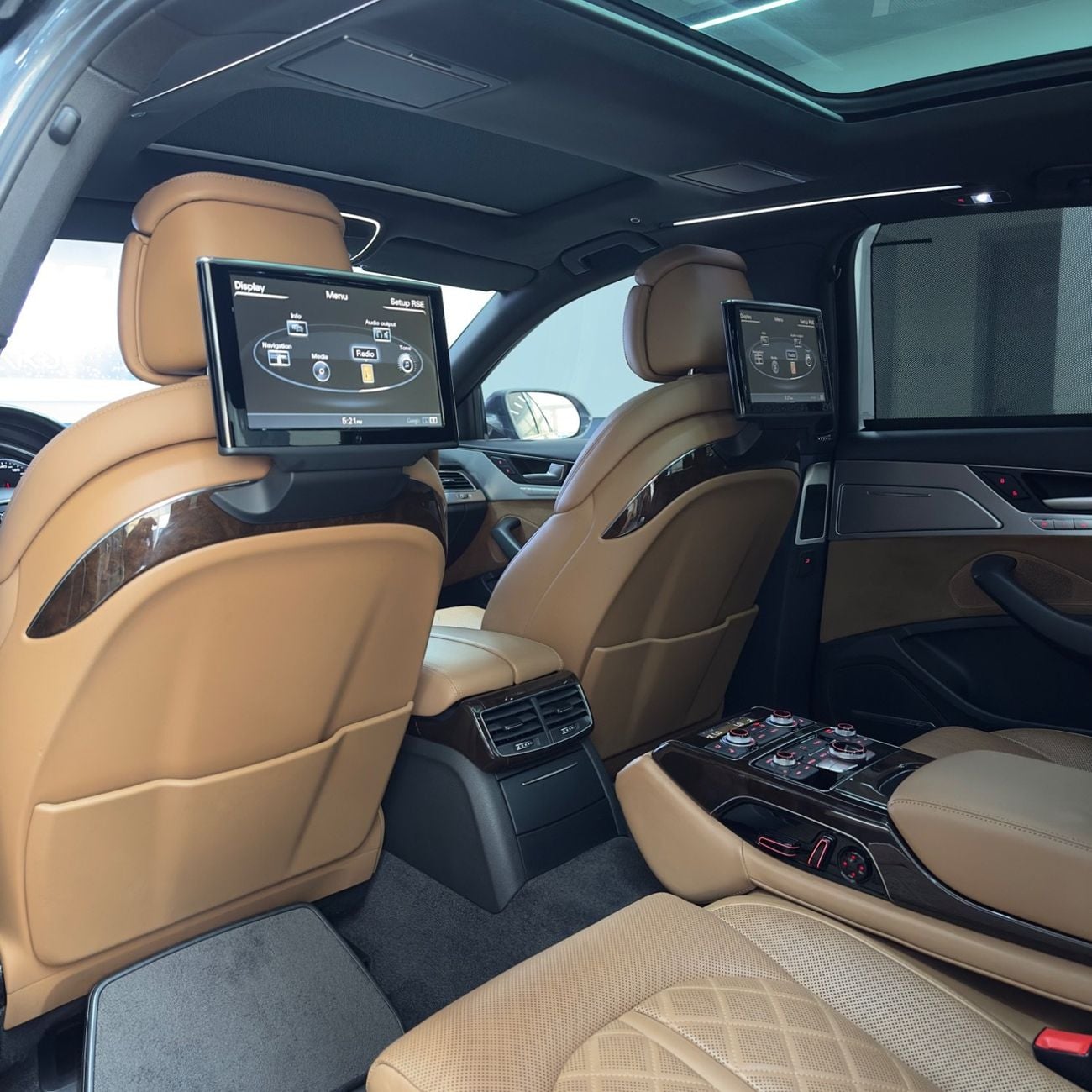 Audi A8 L 60 TFSI quattro Rear Package 4.0L