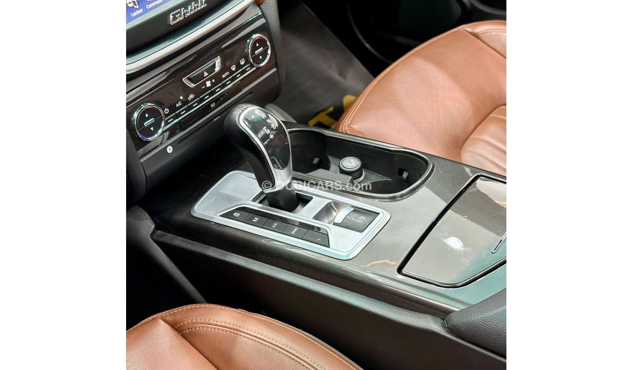 Maserati Ghibli Std 2015 Maserati Ghibli, Service Pack Available, Low kms, GCC Specs