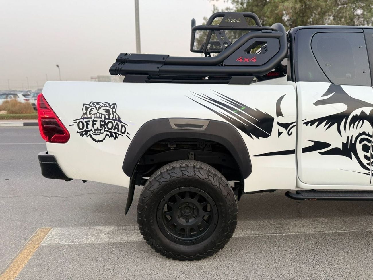 Toyota Hilux SMART CAB OFF ROAD MODIFIED 2019 | 2.8L DIESEL ENGINE | AT | AIR SNORKEL | 4WD