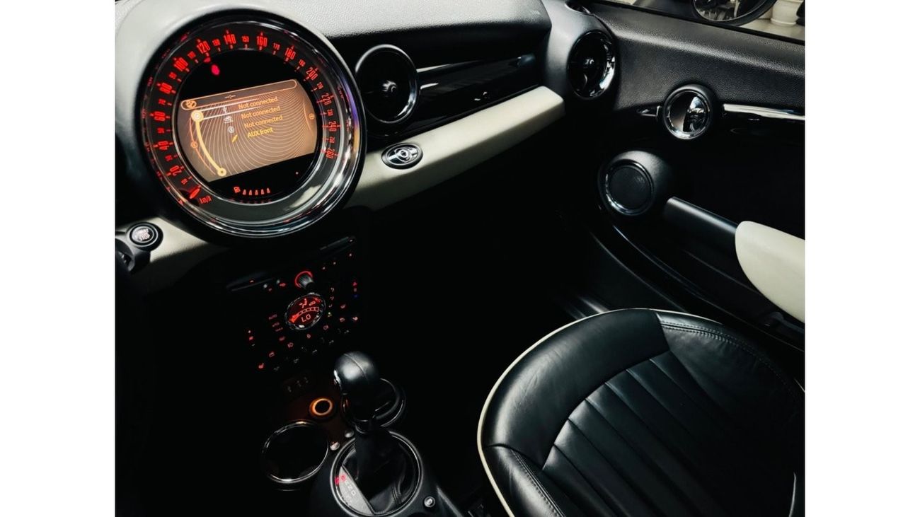 Mini Cooper S Cabrio GCC .. Convertible .. 4CYL .. Perfect Condition