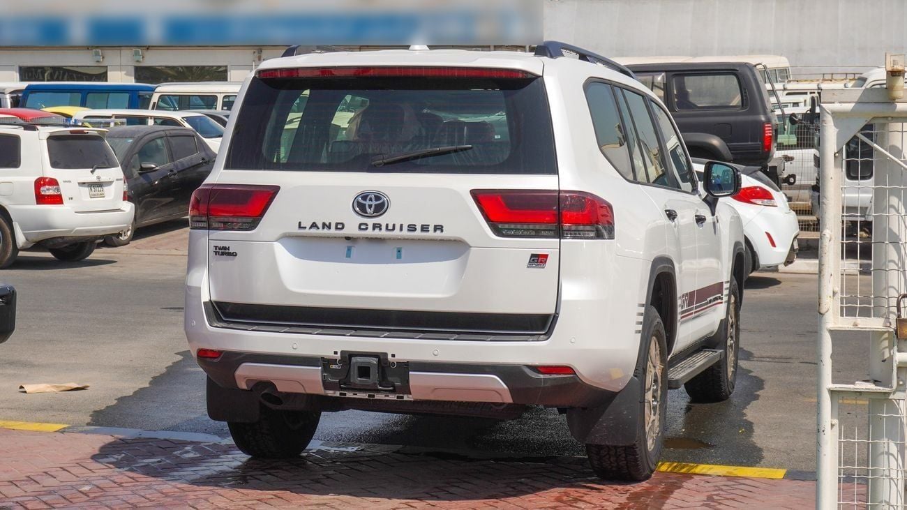 تويوتا لاند كروزر GR SPORT 3.5L V6 Oman Specs