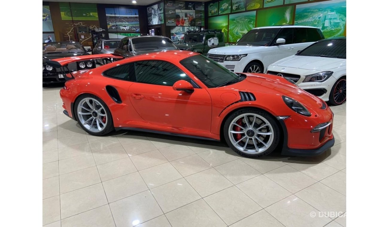 بورش 911 GT3 GT3 RS