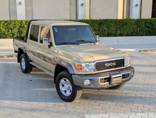 Toyota Land Cruiser 70 LC 79 LX - DIESEL - GCC Specs - Ready Adventure!