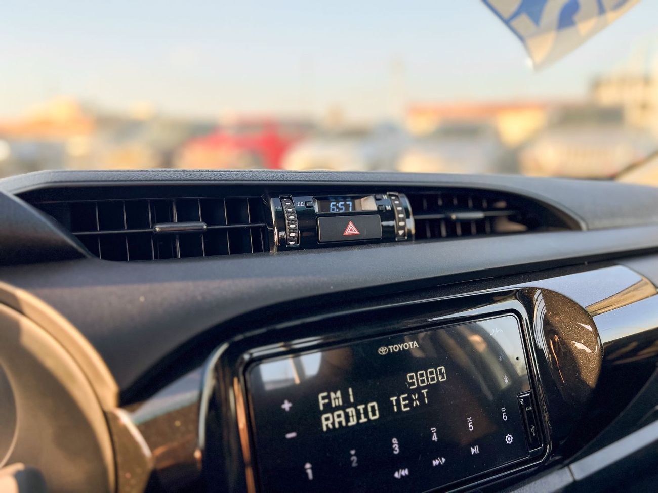 Toyota Hilux EXPORT PRICE - TOYOTA HILUX SC DLX 2.4L DSL