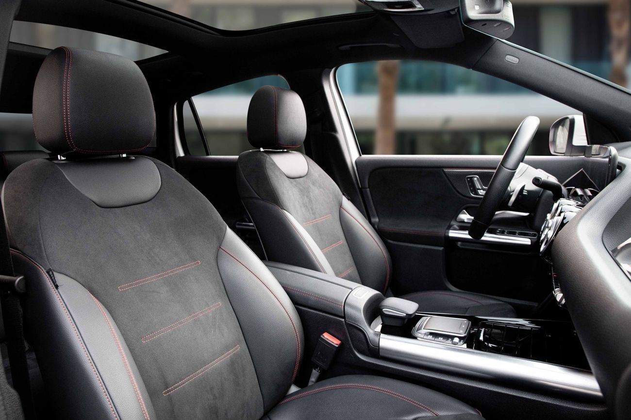 Mercedes-Benz GLA 200 GLA 200 | 2,331 P.M | 0% Downpayment | IMMACULATE!