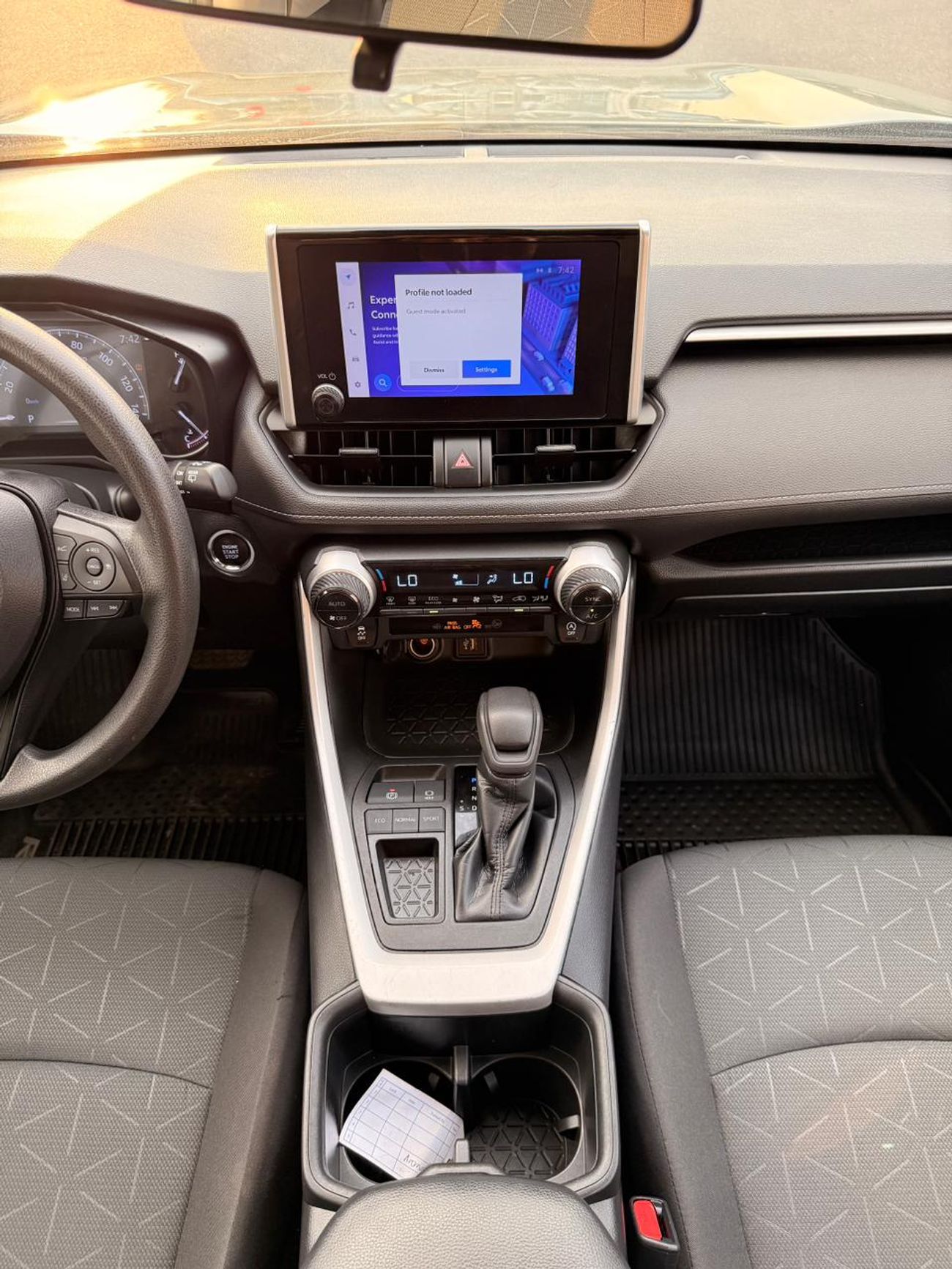 Toyota RAV4 XLE 2.5L AWD 2023