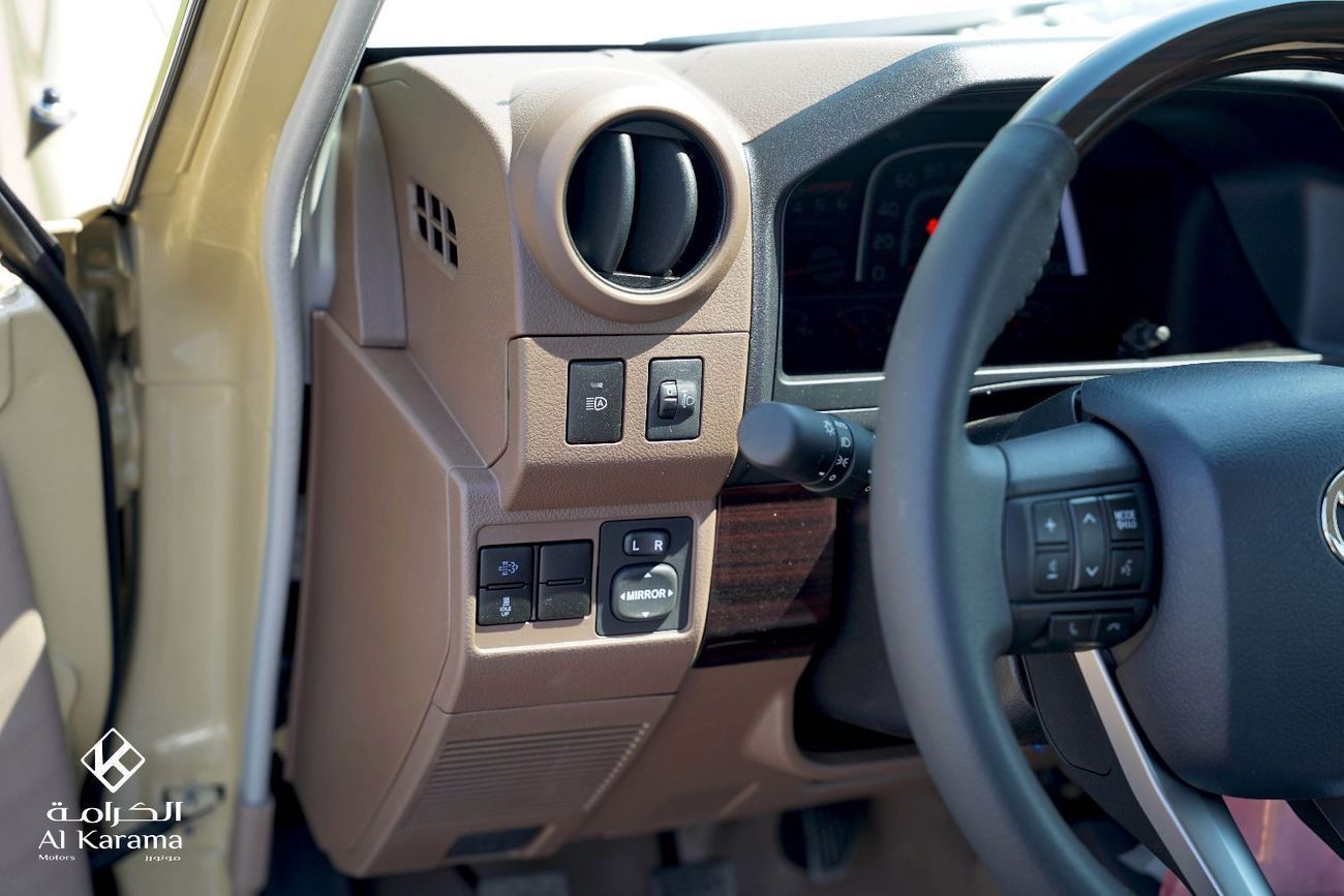 Toyota Land Cruiser Pick Up 2.8L | LX 4x4 Diesel | Alloy Wheel | Rear camera | Diff Lock | Cruise Control | GCC Specs