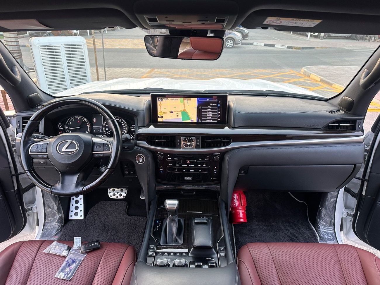 Lexus LX570 SIGNATURE