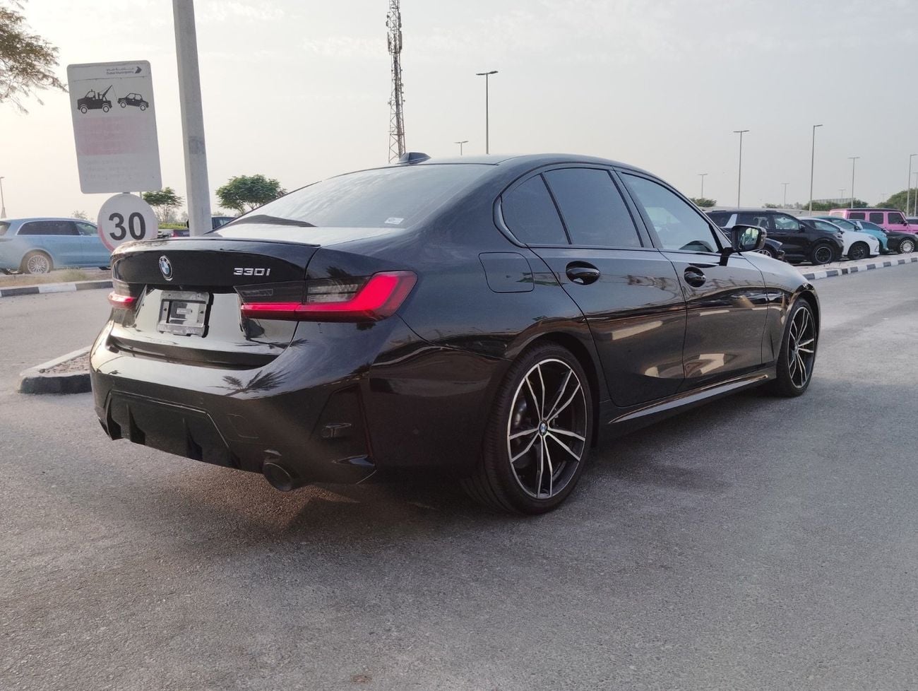 بي أم دبليو 330i M SPORT