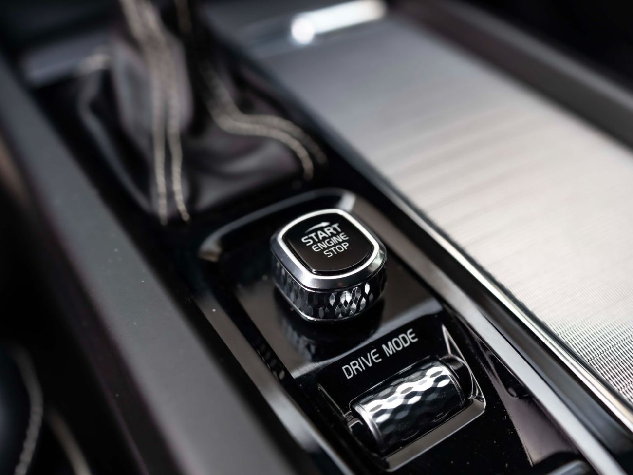 Volvo XC60 T5 R Design 2.0L