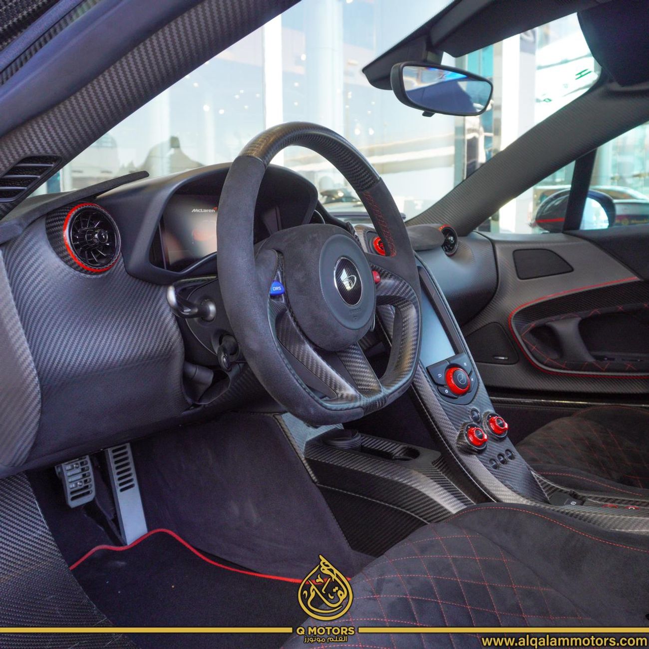 مكلارين P1 2015 MCLAREN P1 ( 1 OF 5 ) CARBON SERIES GCC DONE ONLY 2000KM
