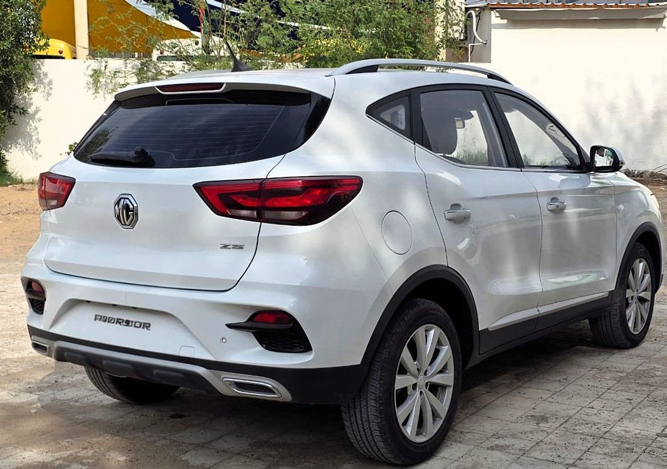 أم جي ZS USED MG ZS COMFORT 1.5L A/T FWD White 2025 model