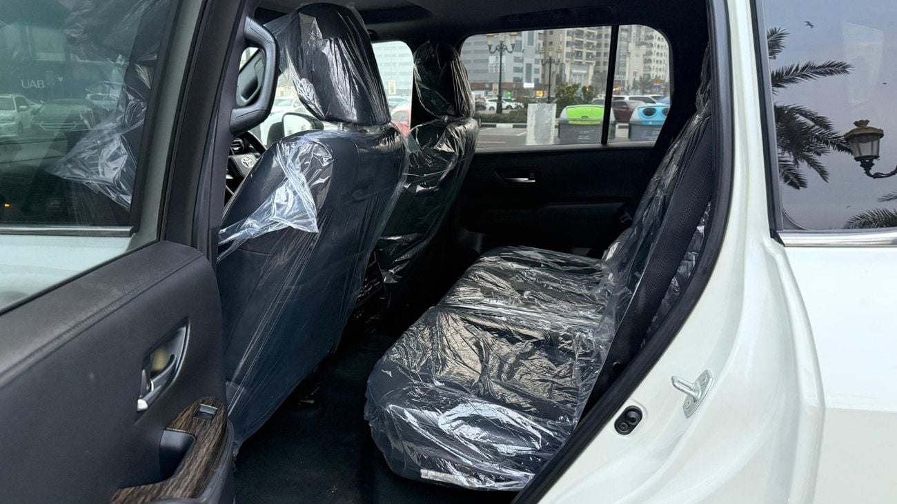 تويوتا لاند كروزر VX 3.3L